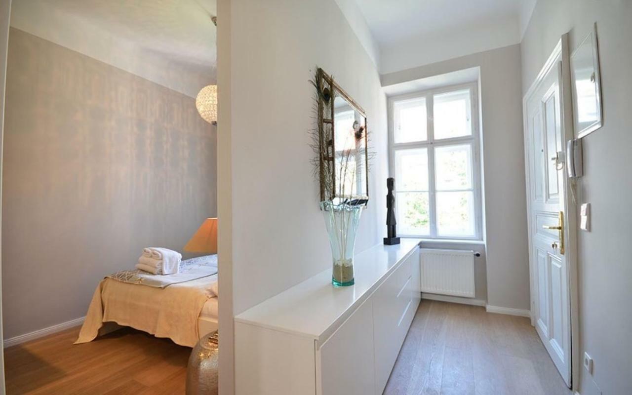 | Modern, Bright Business In Center, Alsergrund Apartment Wien