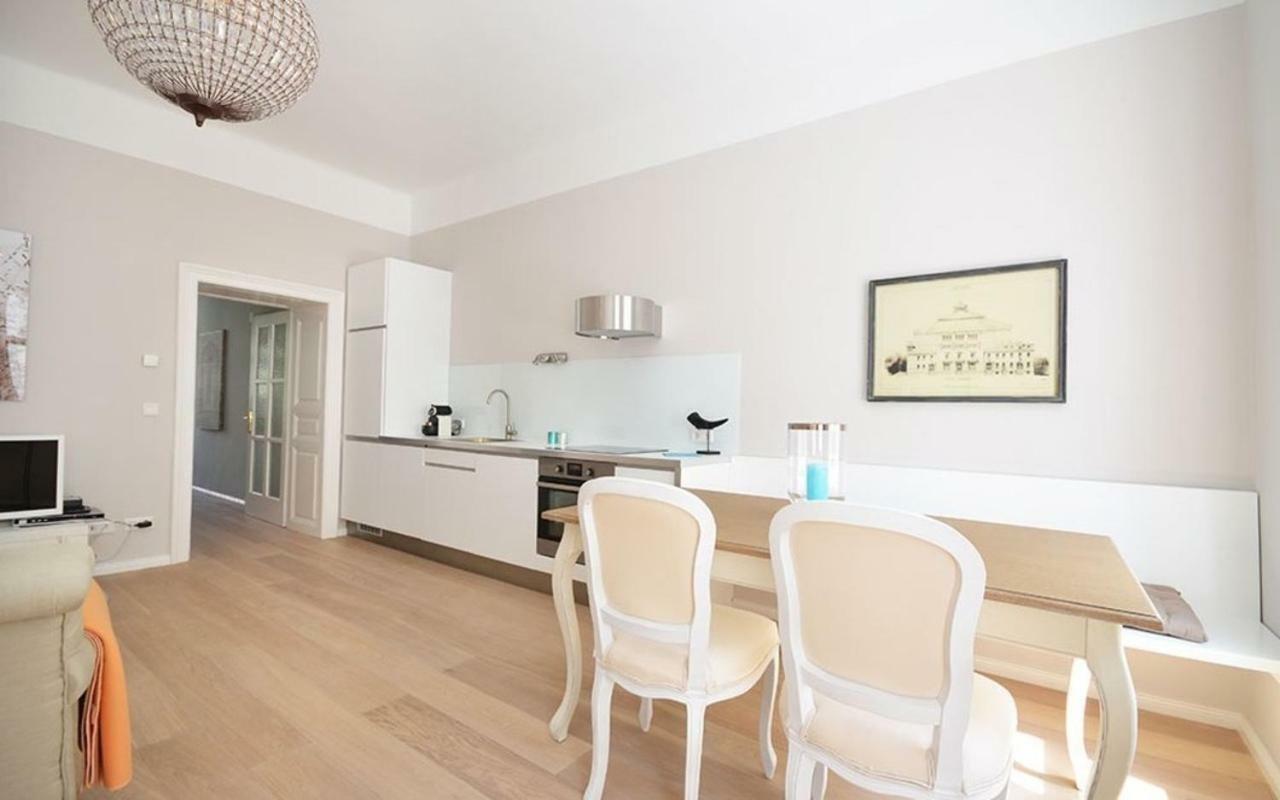 | Modern, Bright Business In Center, Alsergrund * Wien